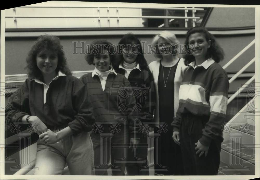 1990 Press Photo University of Wisconsin-Madison Prof. Esther Thorson &amp; others - Historic Images