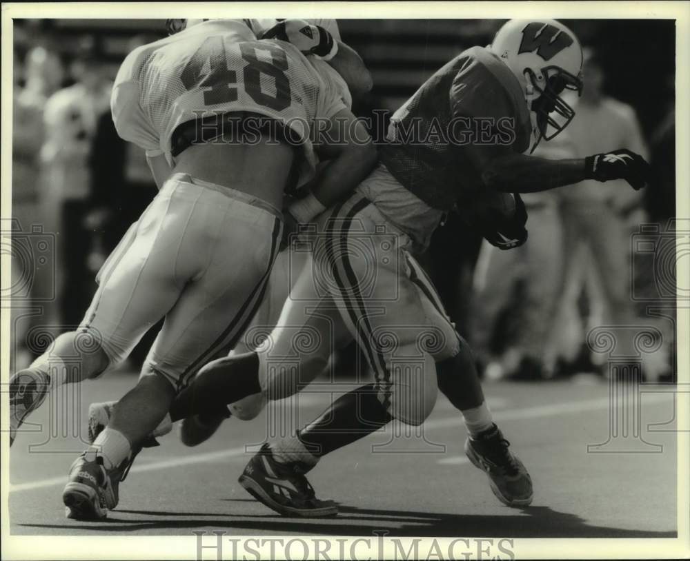 1995 Press Photo University of Wisconsin - Madison football players in practice - Historic Images