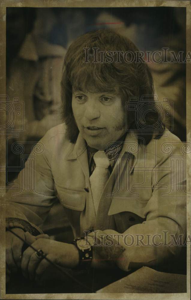 1976 Press Photo James Sassi, Owner of Sassi Jim&#39;s Bar in MIlwaukee - mjc34073 - Historic Images