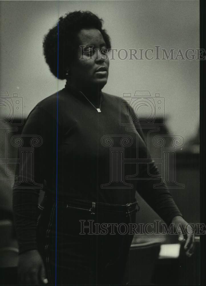 1982 Press Photo Barbara Starks in court, charged with child neglect, killed son - Historic Images