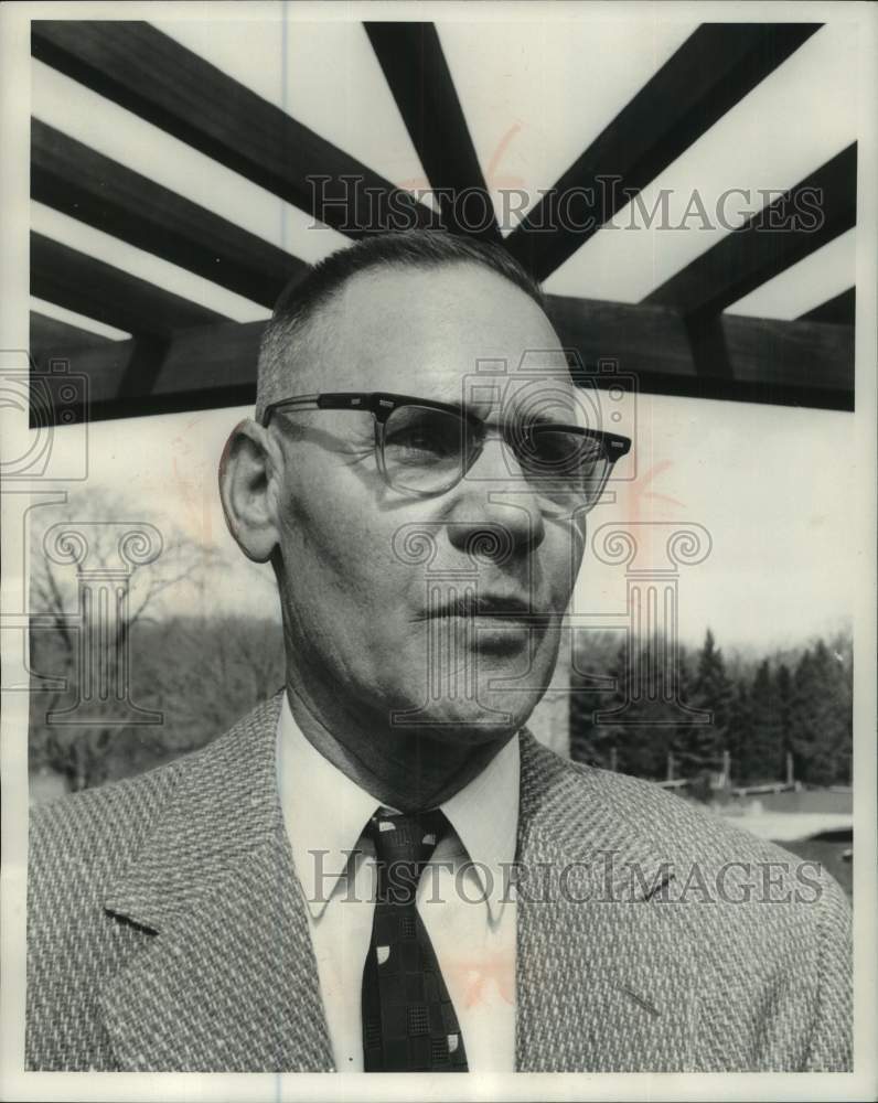 1957 Press Photo Charles Stark, head gardener, Whitnall park botanical garden WI- Historic Images