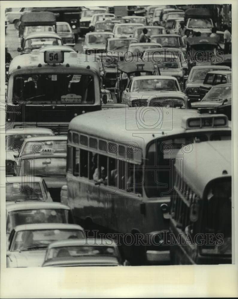 1976 Press Photo The busy roads of Bangkok, Thailand - mjc34160 - Historic Images