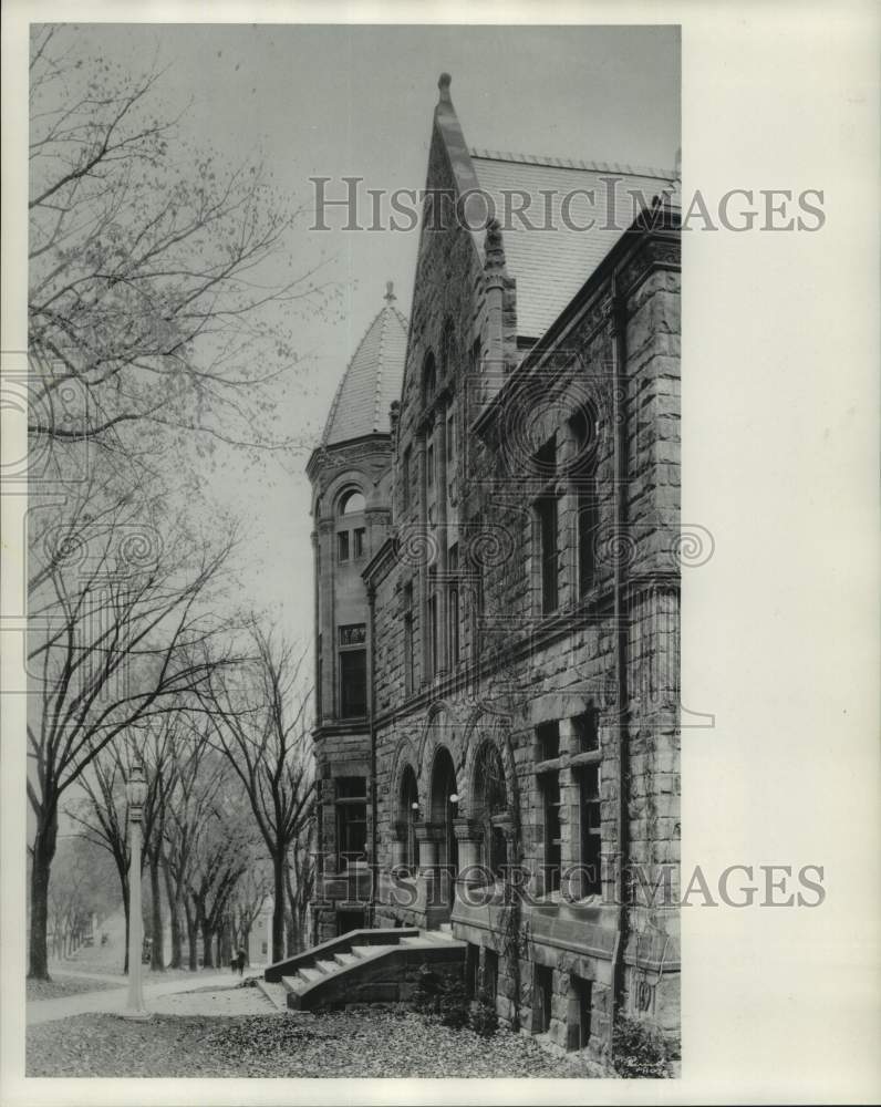 1968 Press Photo Old law school building, University of Wisconsin-Madison campus- Historic Images