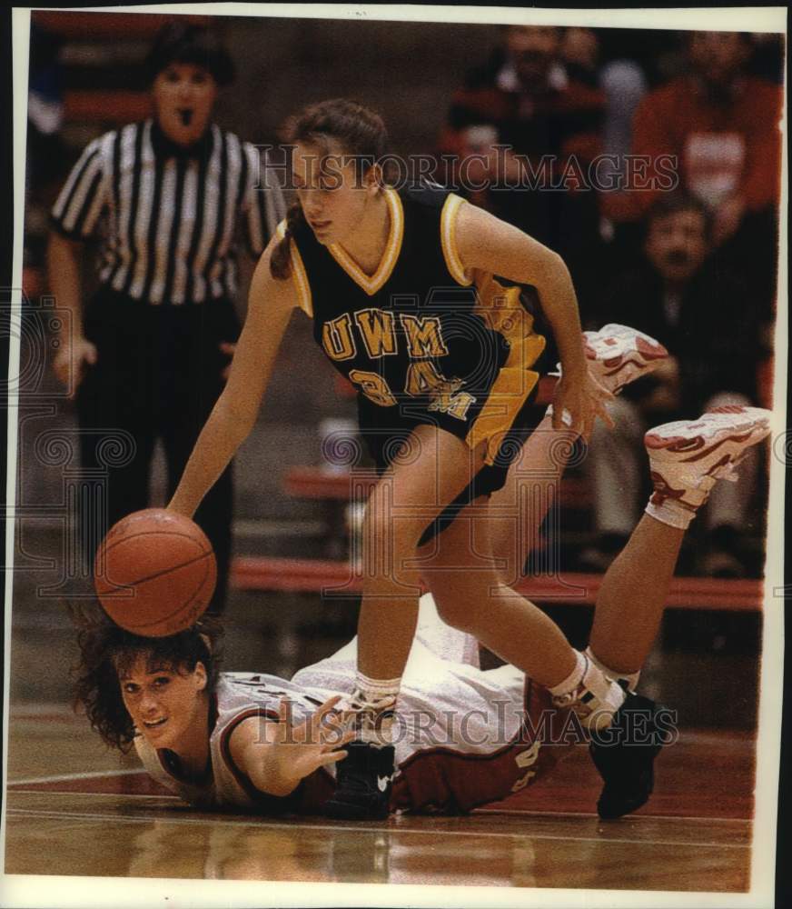 1993 Press Photo Wisconsin University-Madison, Basketball player Stacy Letarski - Historic Images