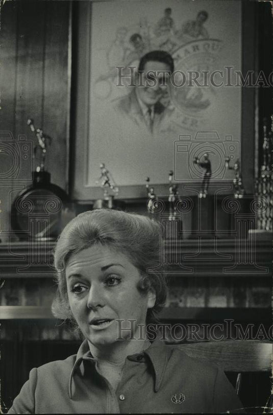 1971, Mrs. Al McGuire, wife of Marquette's basketball coach at home - Historic Images