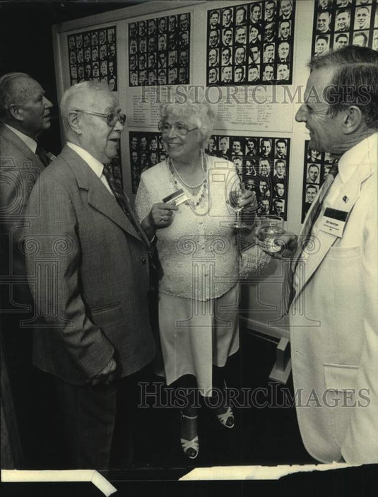 1987 Press Photo Milwaukee Journal Unit-holders Council at Milwaukee Art Museum-Historic Images