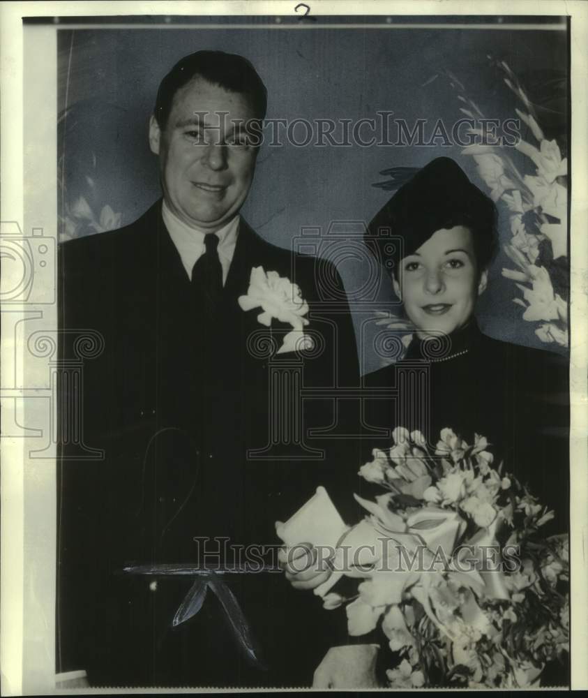 1968 Press Photo Everett Marshall and Edna Strong after Fort Worth wedding - Historic Images