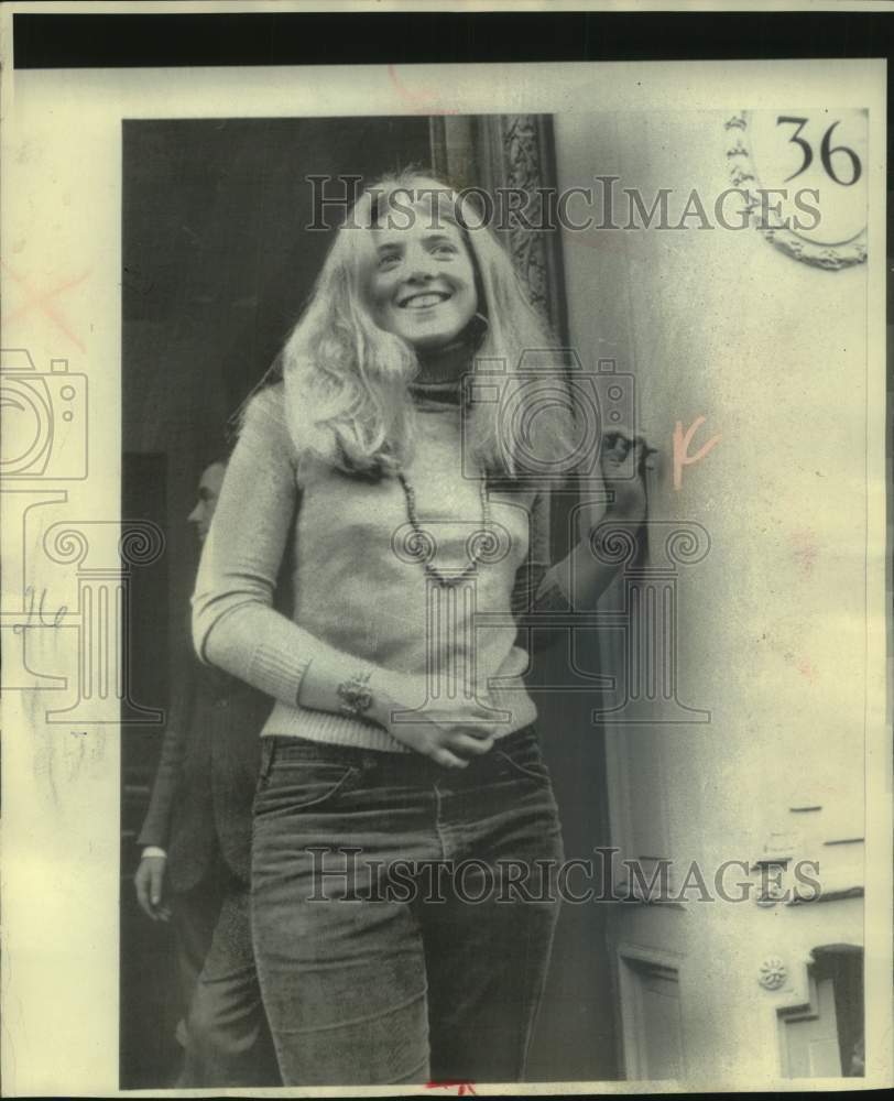 1975 Press Photo Caroline Kennedy in London - mjc35033 - Historic Images