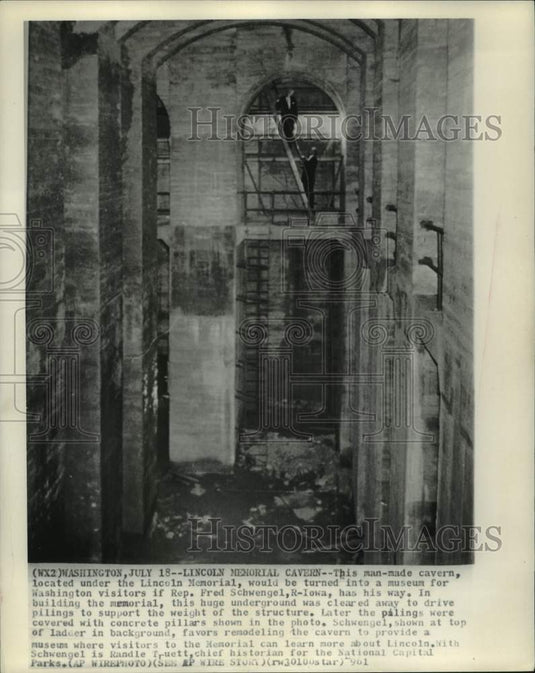 1961, Lincoln Memorial Cavern before museum remodel, Washington, D.C. - Historic Images