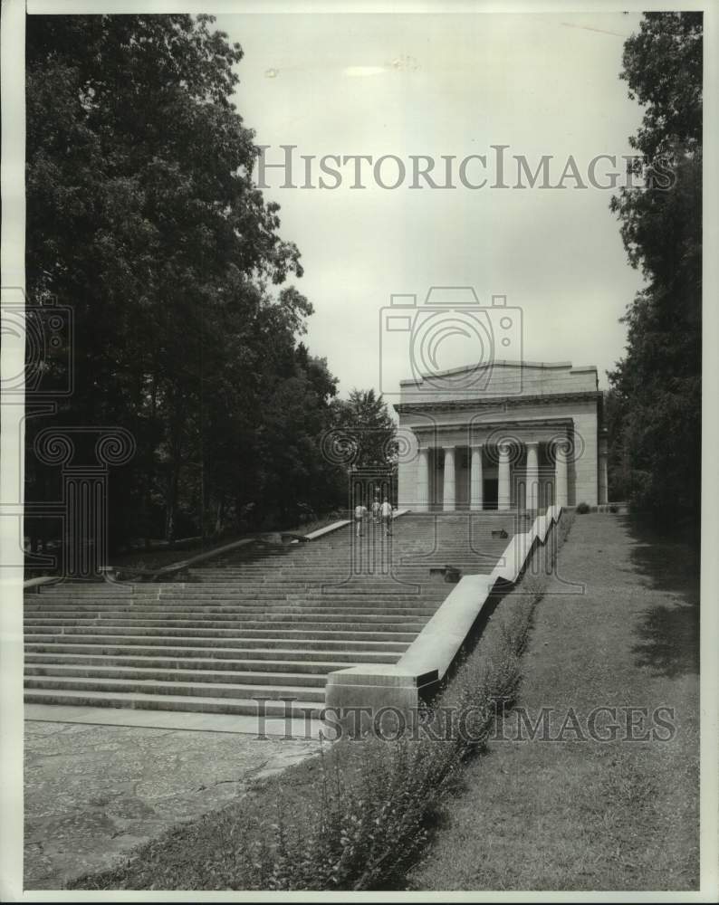 1966, Abraham Lincoln Birthplace National Historic Site, Hogdenville - Historic Images