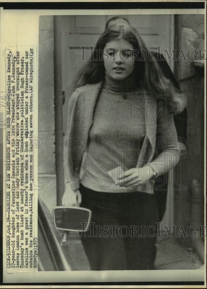 1975 Press Photo Caroline Kennedy leaves London after bomb - mjc35116 - Historic Images