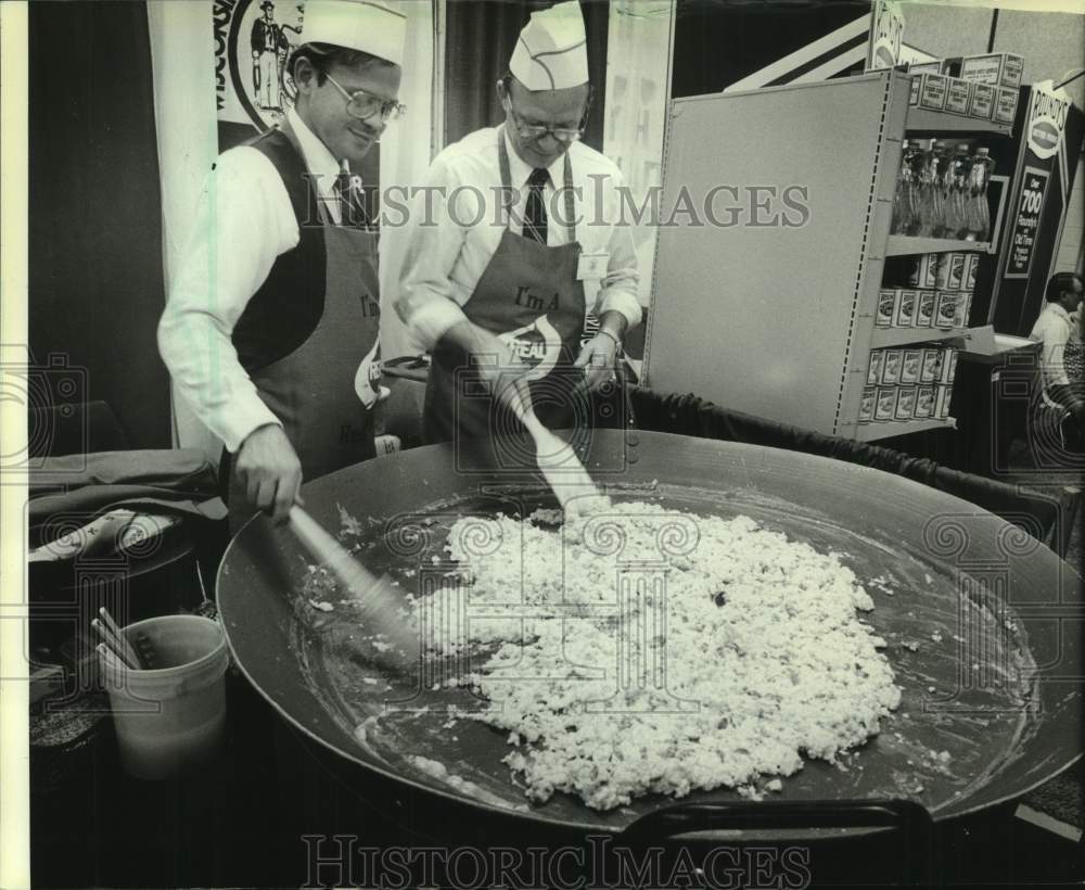 1983, Dan Vogel and William Schlinsog, Milwaukee Sentinel Food Fair - Historic Images