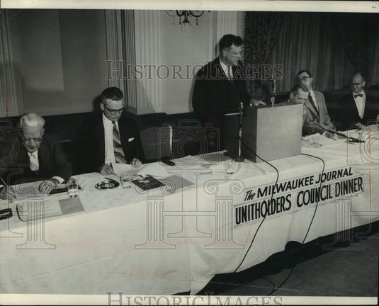 1955 Press Photo The Milwaukee Journal Unitholders Council Dinner speakers table - Historic Images