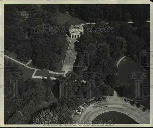 1958, Lincoln's birth place, Sinking Springs, Hodgenville, Kentucky - Historic Images