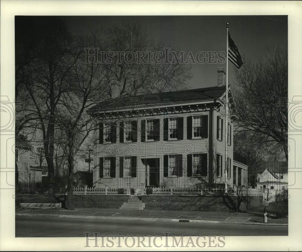 1987, Abraham Lincoln's home in Springfield, Illinois - mjc35892 - Historic Images