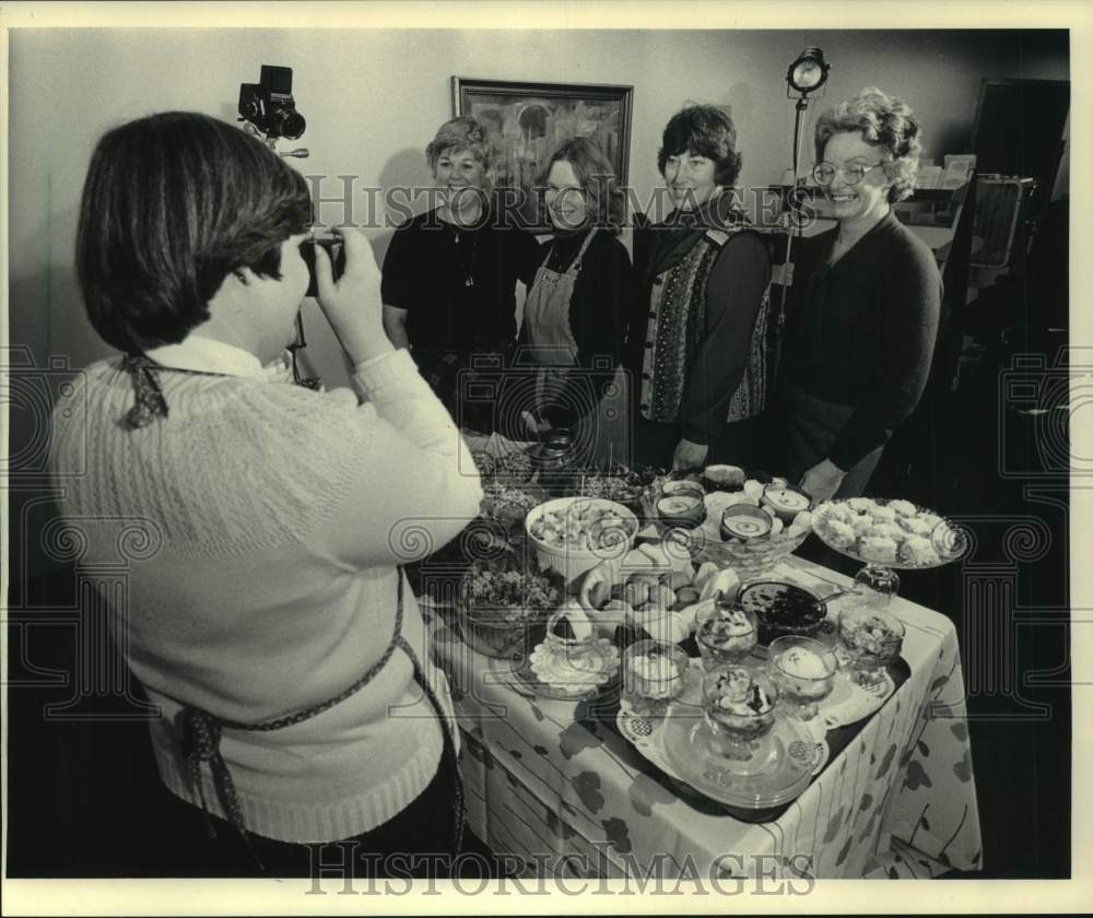 1984, Barbara Nordberg and her cookbook-testing colleagues, Wisconsin - Historic Images