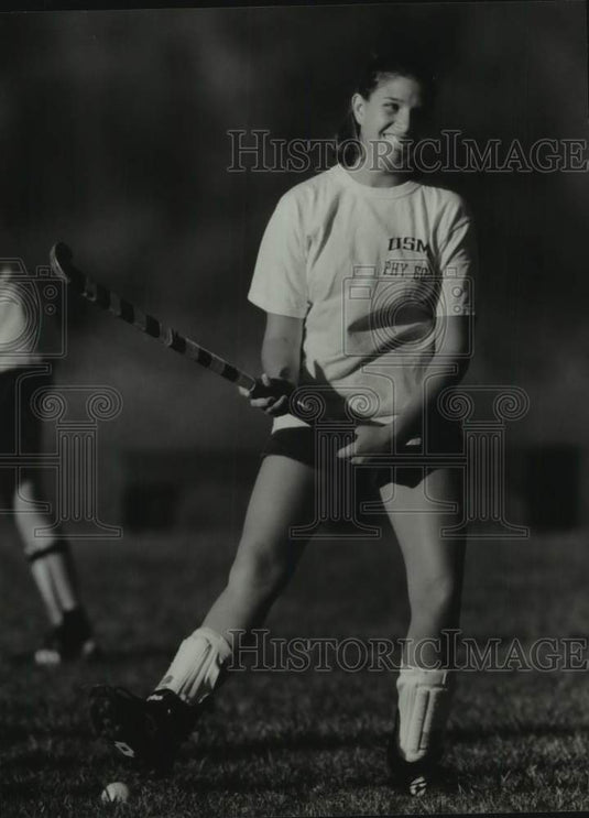 1994 Press Photo Field Hockey Player Annie Weber Promotes Children's Charity - Historic Images