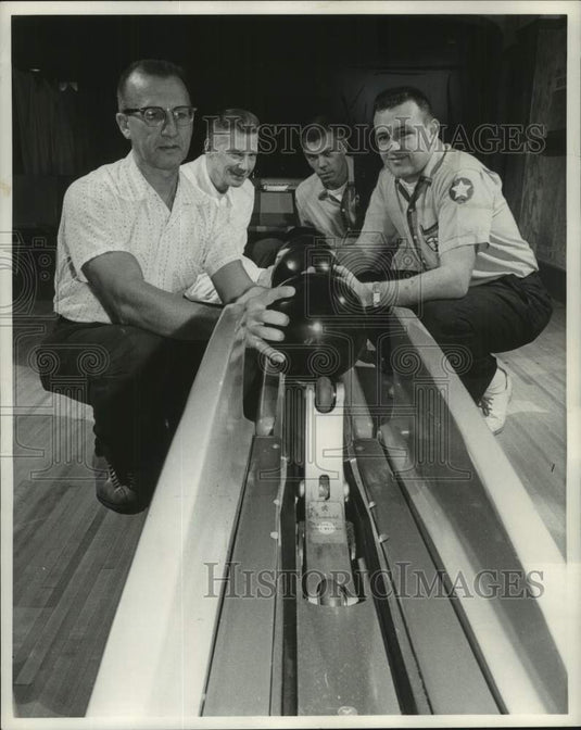 1981 Press Photo Bowlers in The Milwaukee Journal's annual state championship - Historic Images