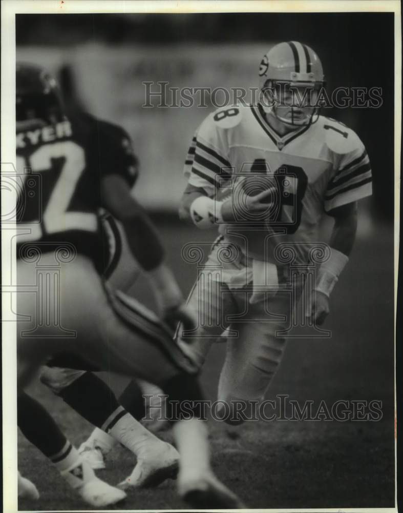 1991 Press Photo Packer quarterback Mike Tomczak plays footbal - mjc36266 - Historic Images