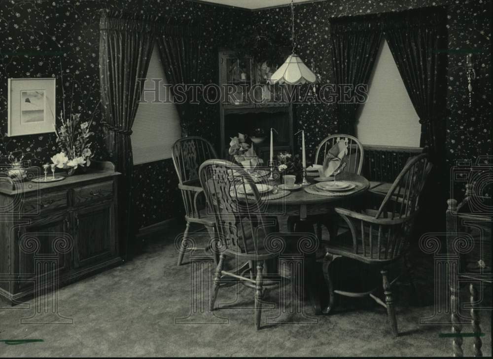 1987 Press Photo A dinning room featured at the Decorator Showcase Home Show - Historic Images