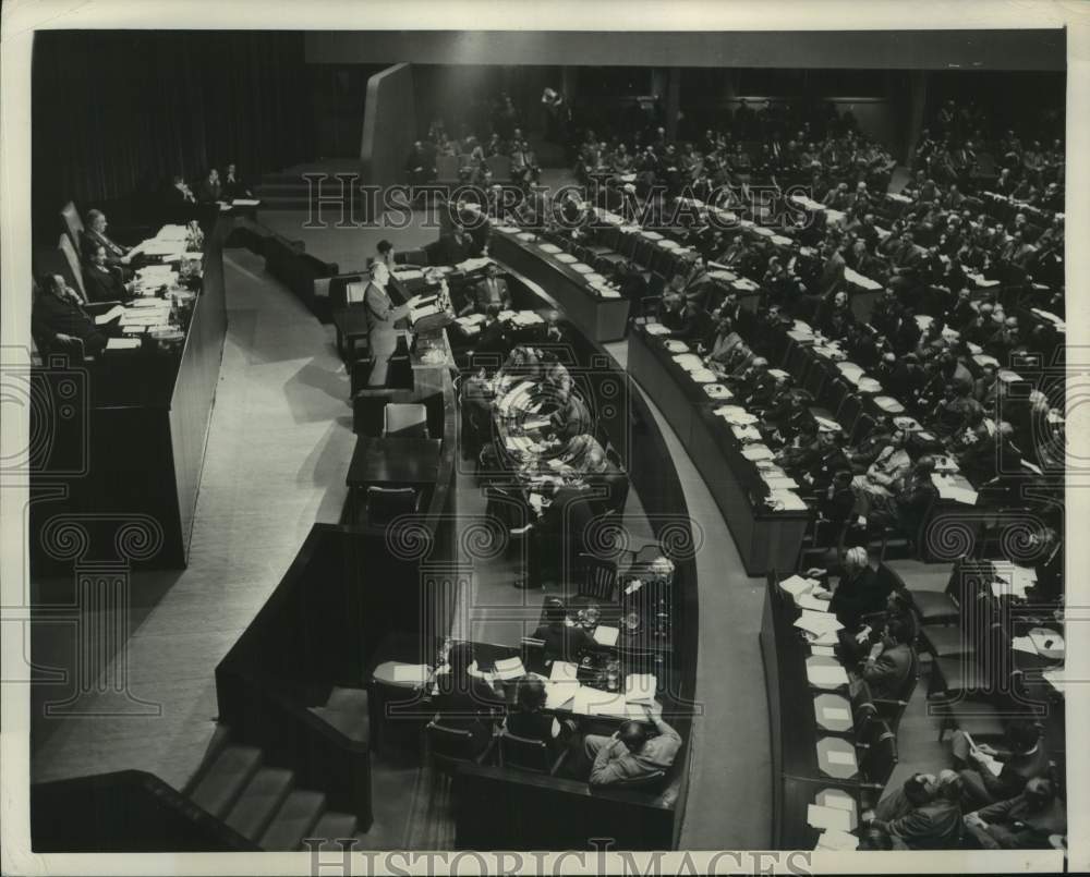 1950 Flushing New York-Dean Acheson addresses the United Nations - Historic Images