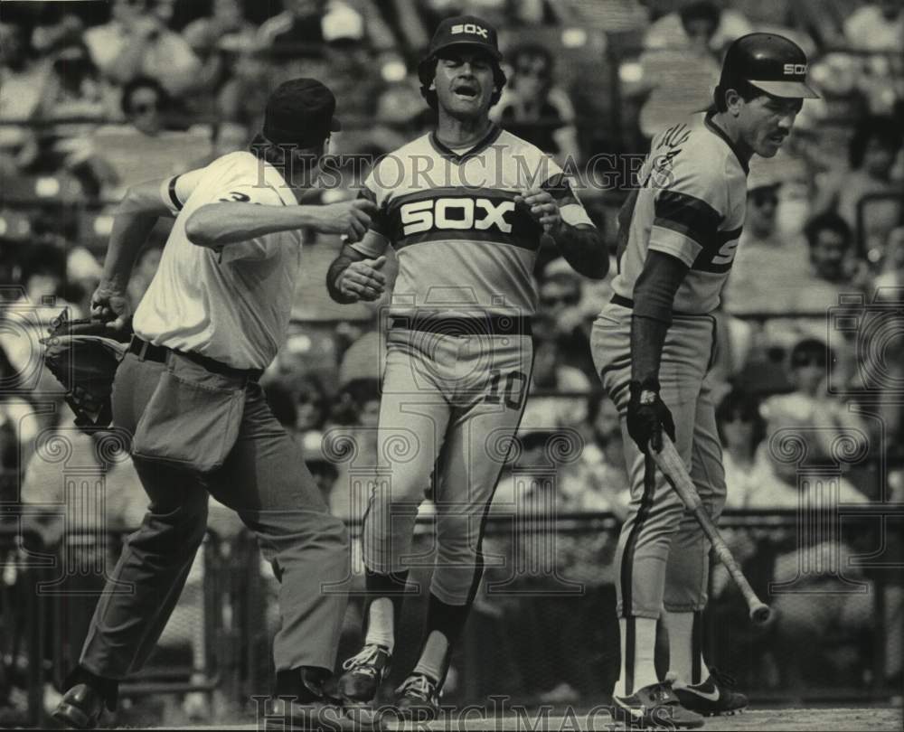 1985 Press Photo White Sox Manager Tony LaRussa at game against Milwaukee - Historic Images