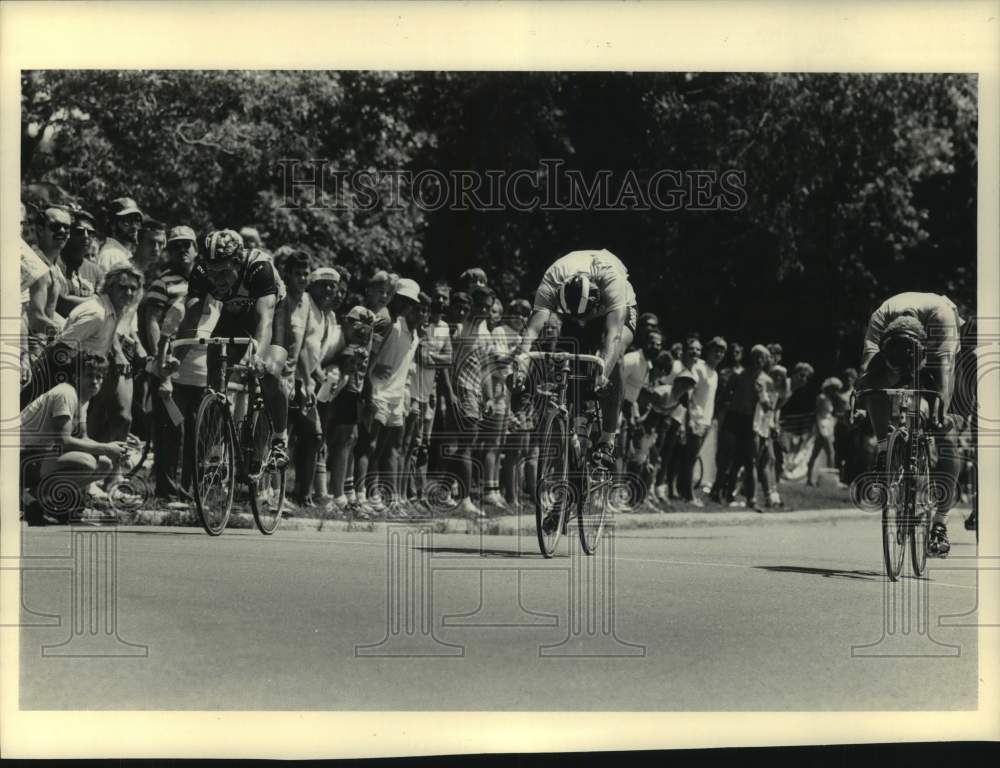 1984 Press Photo Tom Doughty won the Brown Deer Super Criterium Pro, Senior 1, 2 - Historic Images