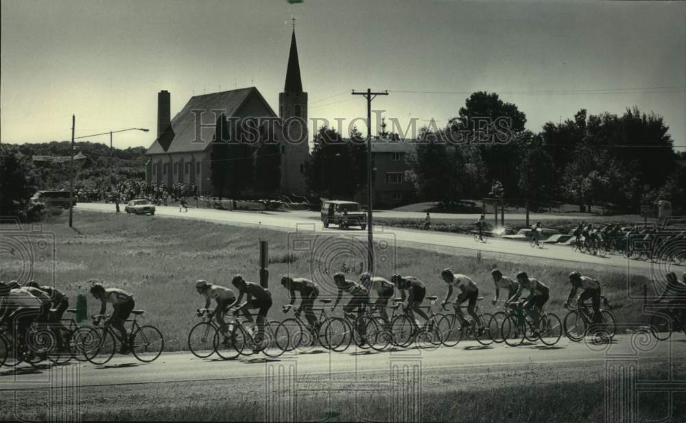 1984 Press Photo Tour of Holy Hill race, part of Milwaukee Cycling Classic - Historic Images