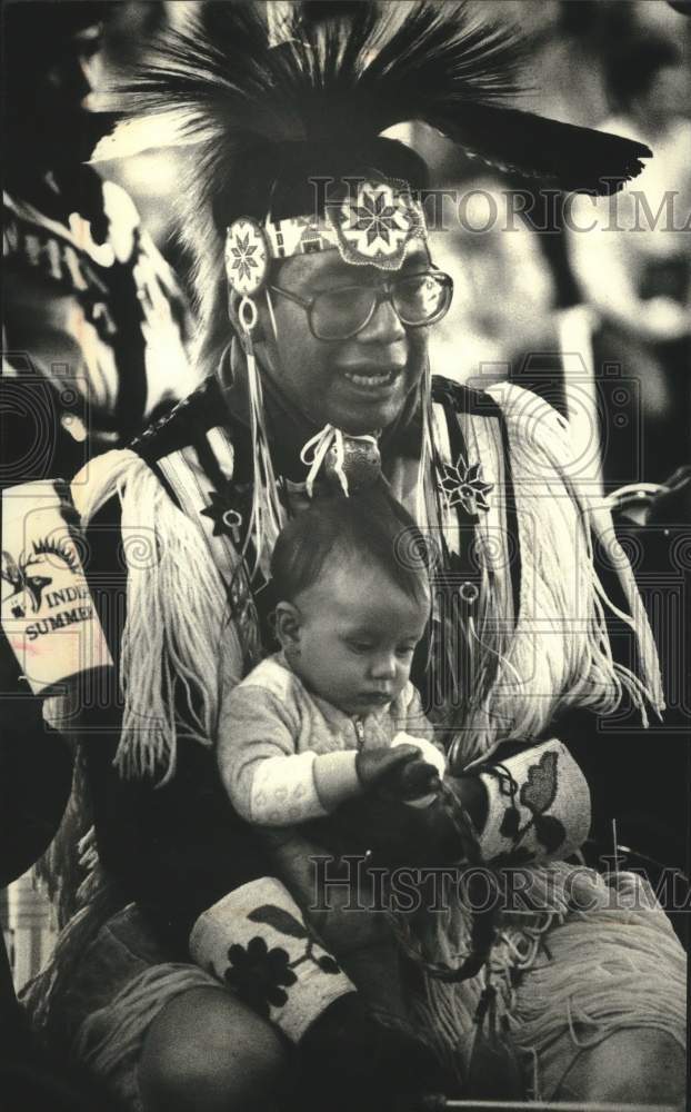 1991 Press Photo Indians Ben and Justin Bearskin at Maier Festival Park - Historic Images