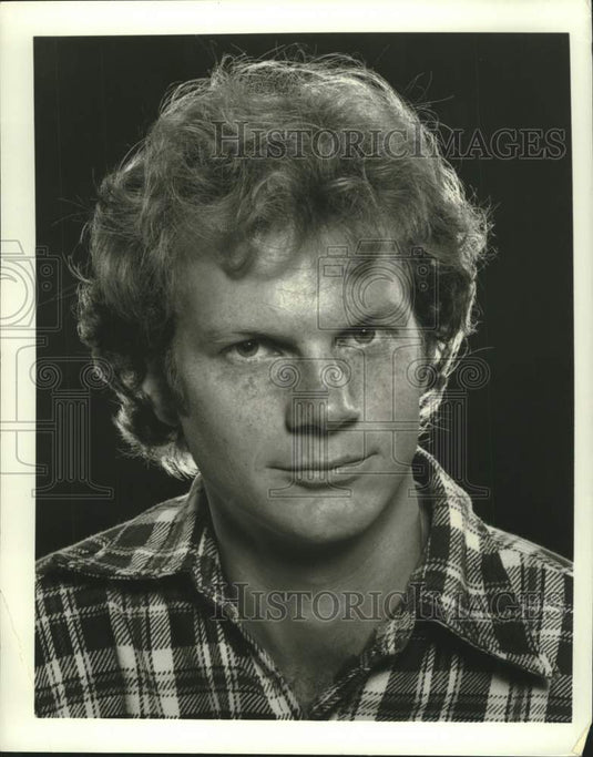 1979 Press Photo Actor James Stephens plays James T. Hart in "The paper Chase." - Historic Images