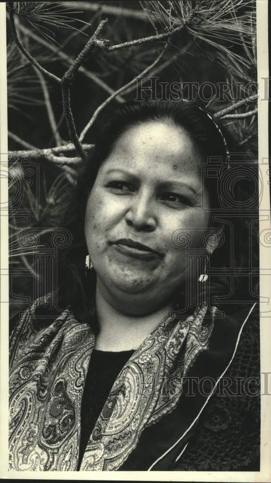 1991 Press Photo Marilyn Benton of the Chippewa Indian Tribe - mjc38032 - Historic Images