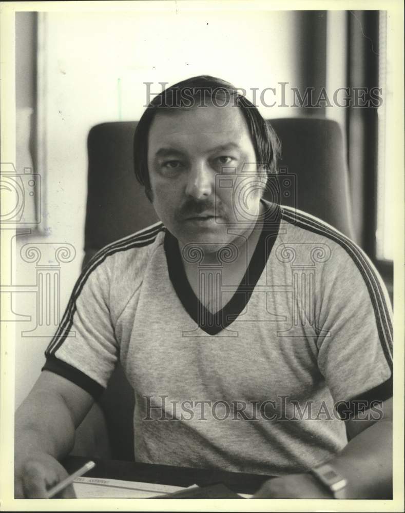 1982 Press Photo Daniel F. Gordon, Native American, Wisconsin - mjc38077 - Historic Images