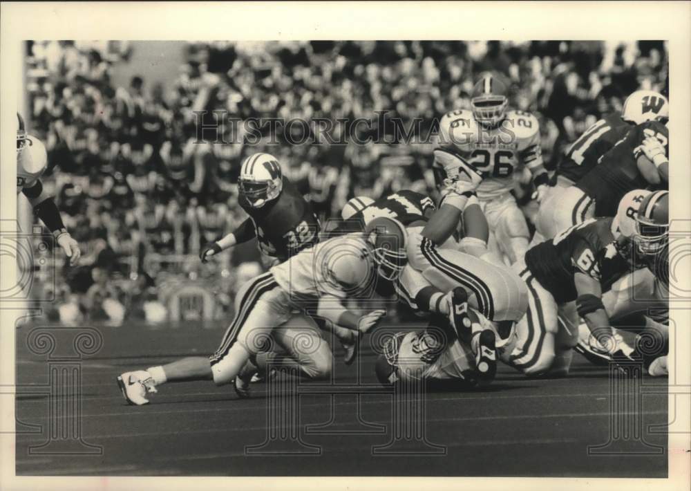 1992 Press Photo Bowling Green State plays the Badgers at Camp Randall Stadium - Historic Images