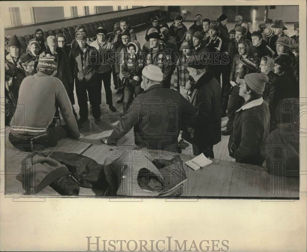 1975 Press Photo Menominee Indian Demonstration - mjc38524 - Historic Images