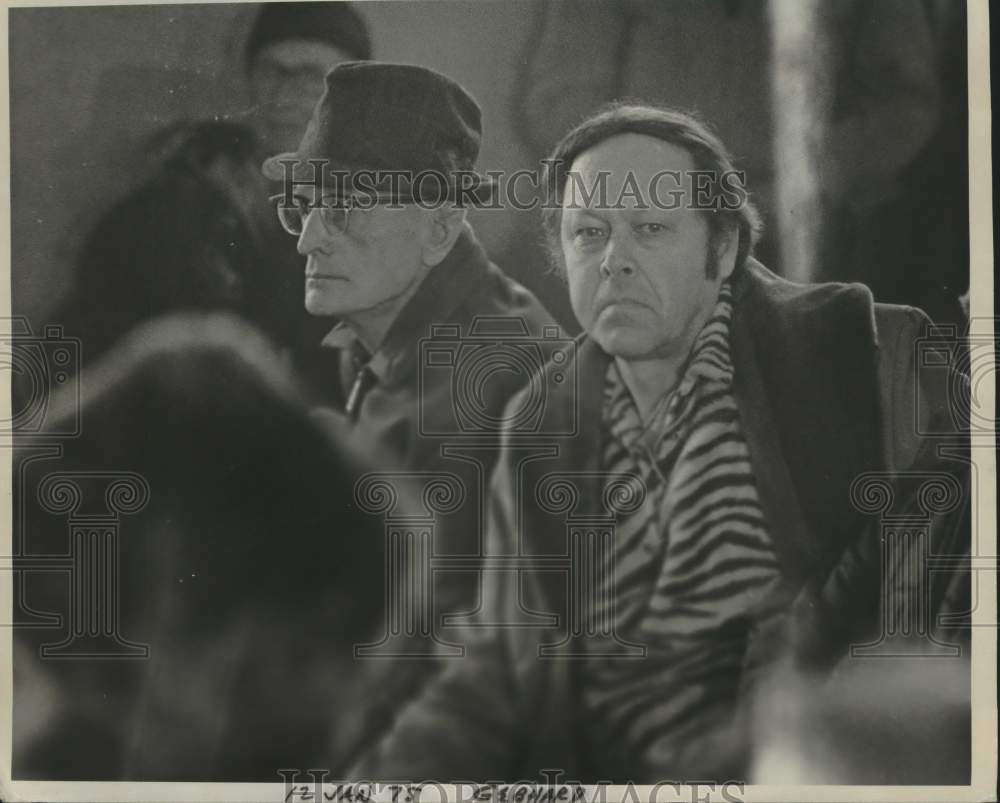 1975 Press Photo Grim faced men listen at Menominee Indian protest Shawano, WI - Historic Images