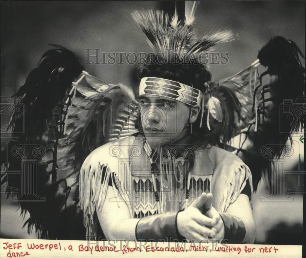1986 Press Photo Baydenoc Indian Jeff Woerpel At 7th Annual Milwaukee Powwow - Historic Images
