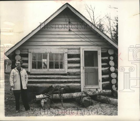 1963, Mrs. Bertha page at the caretaker's cabin in Wisconsin - Historic Images