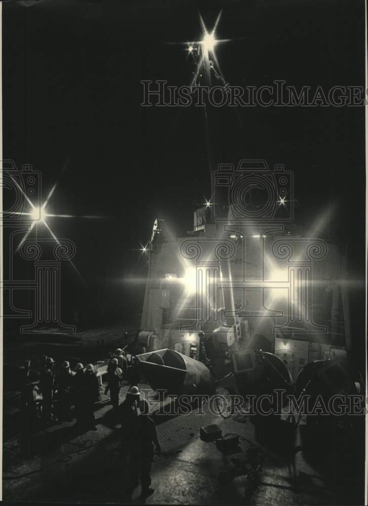 1993 Press Photo Buoys being loaded at Milwaukee Coast Guard station - mjc39021 - Historic Images