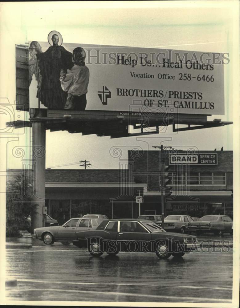 1986 Press Photo advertisement for the Order of St. Camillus on a billboard, WI - Historic Images