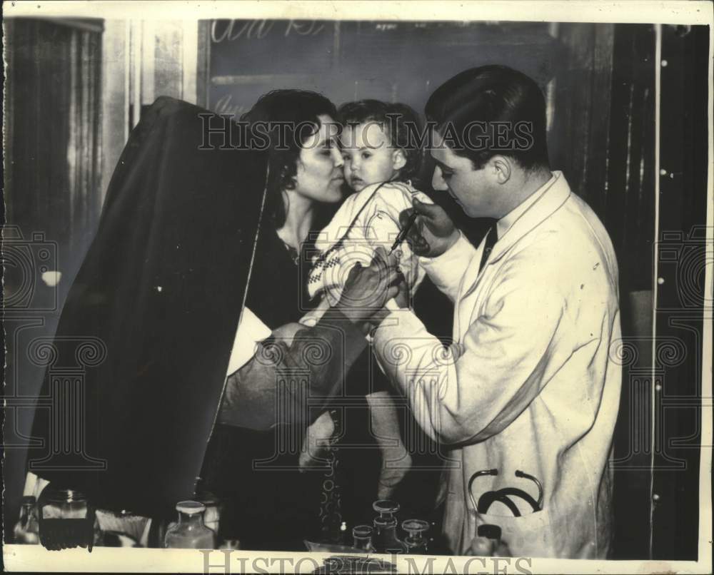 1937, Ohio flood victims receive scarlet fever &amp; typhoid inoculations - Historic Images