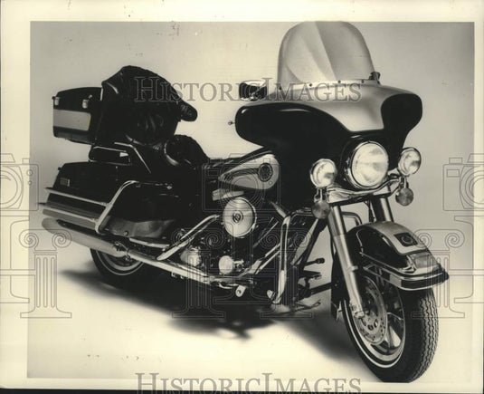 1988 Press Photo Promotional photo of Harley-Davidson motorcycle. - mjc39337 - Historic Images