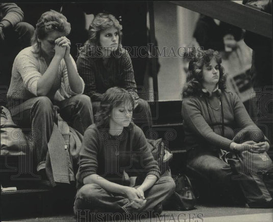 1983 Press Photo Student memorial rally for Marines killed in Lebanon, Milwaukee - Historic Images