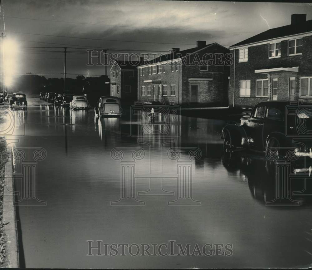 1949, W. Villard Ave. flooded due to heavy rain, Milwaukee - Historic Images