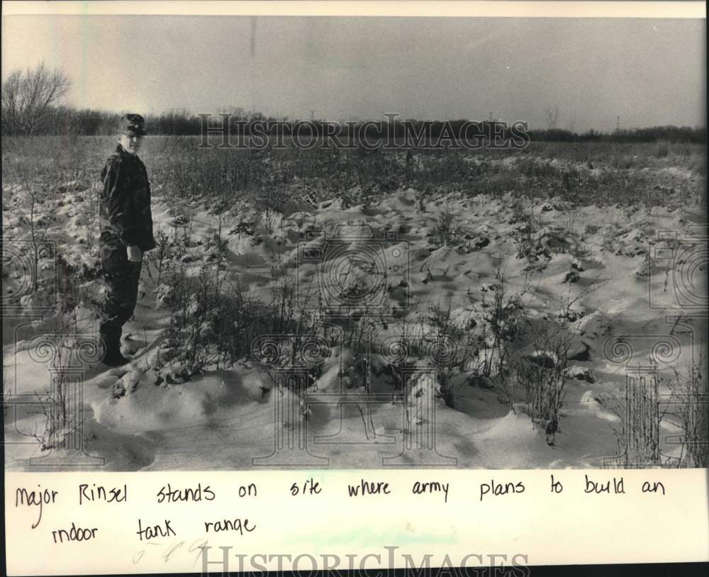 1983 Press Photo Major Donald Rinzel stands on future Army firing range, U.S. - Historic Images