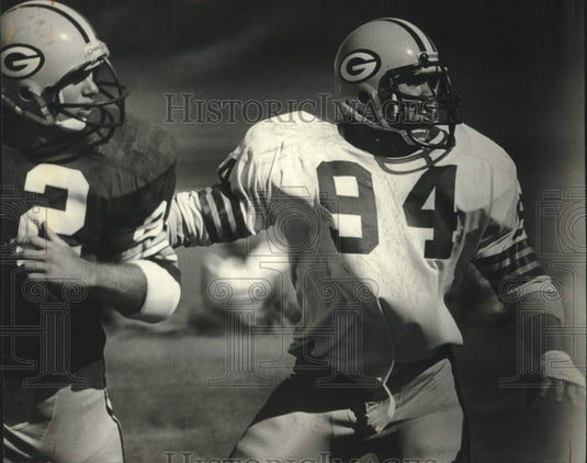 1981 Press Photo Green Bay Packers Rookie Randy Scott during practice, Wisconsin - Historic Images