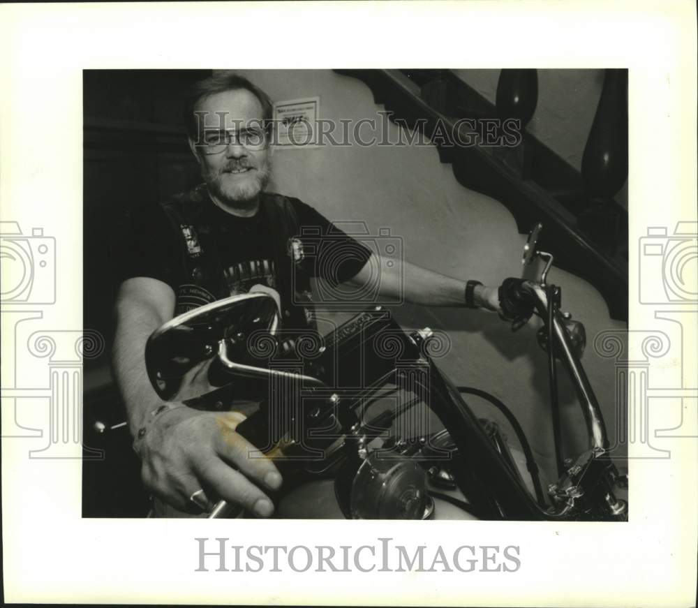 1993 Press Photo Bruce Nelmath, winner of the Peter Fonda look-alike contest, WI - Historic Images