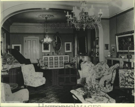 1893, Drawing Room of a Home Located in Milwaukee, Wisconsin - Historic Images