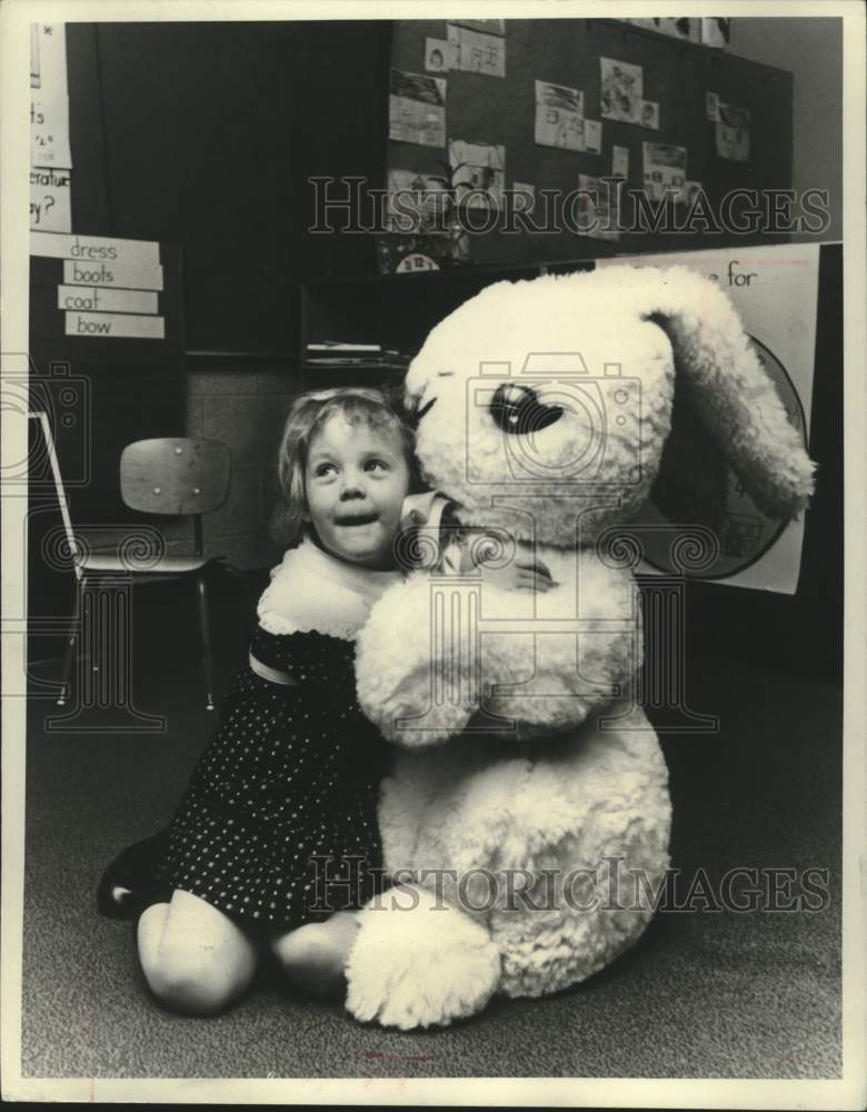 1977 Press Photo Stuffed bunny is wired to pick up sounds a deaf child makes - Historic Images