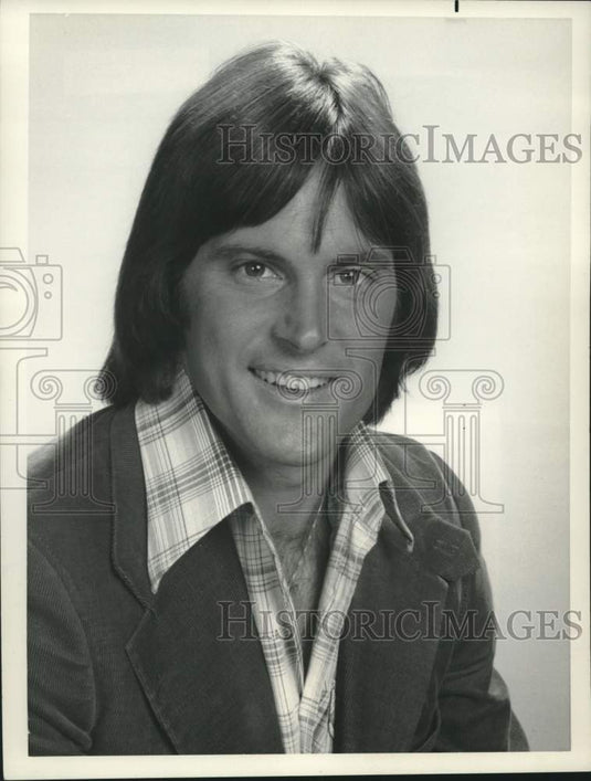 1979 Press Photo Bruce Jenner co-host on "America Alive!" on NBC - TV. - Historic Images