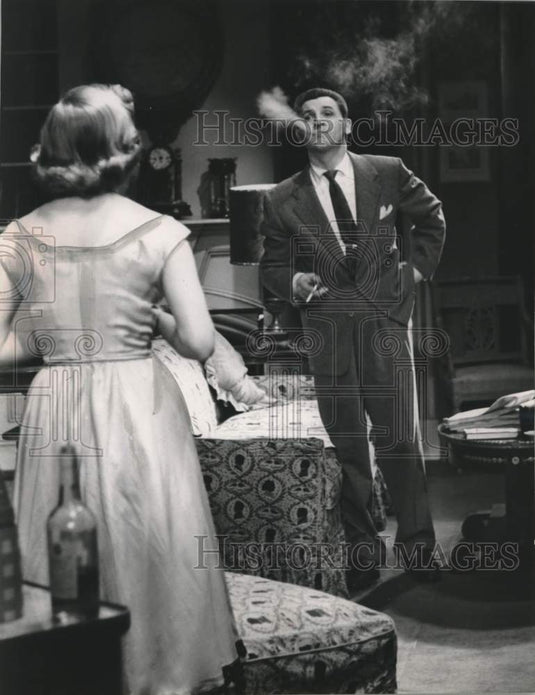 1954 Press Photo Eddie Bracken and Joan Watson in Play - Historic Images